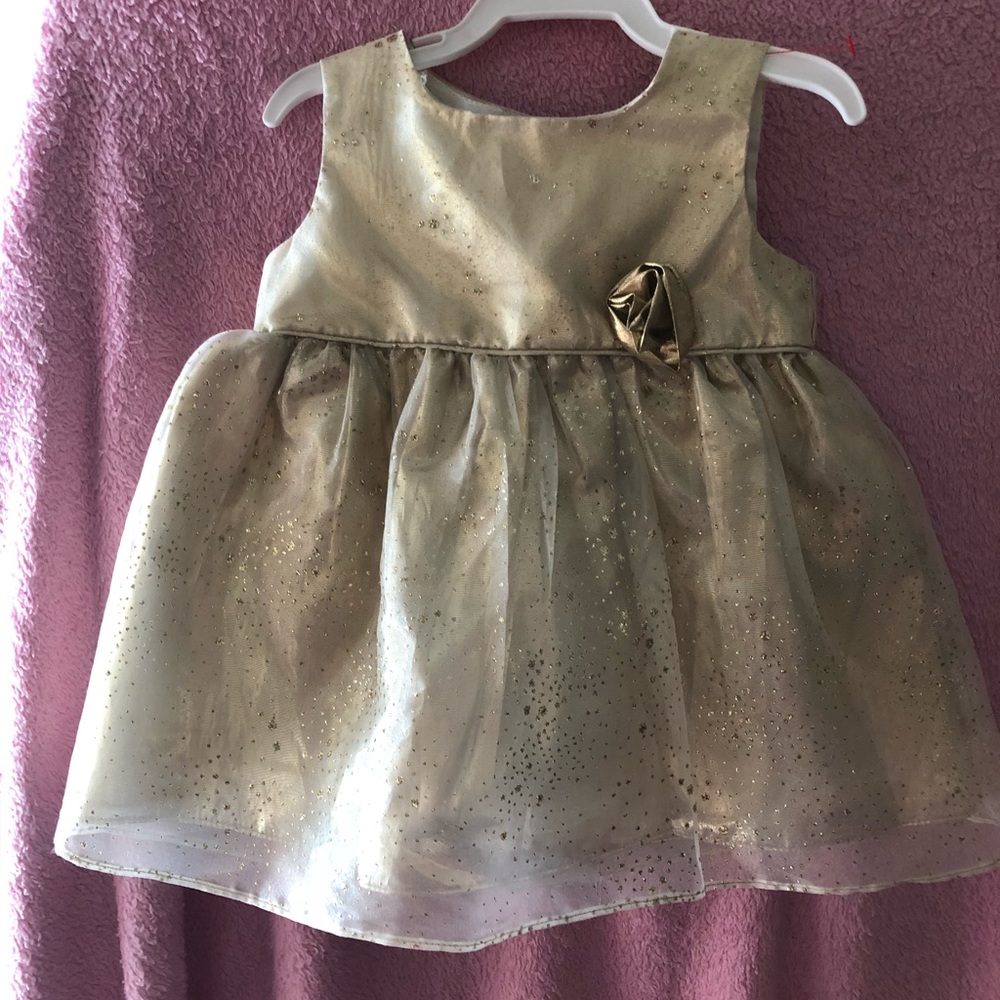 Girls dress